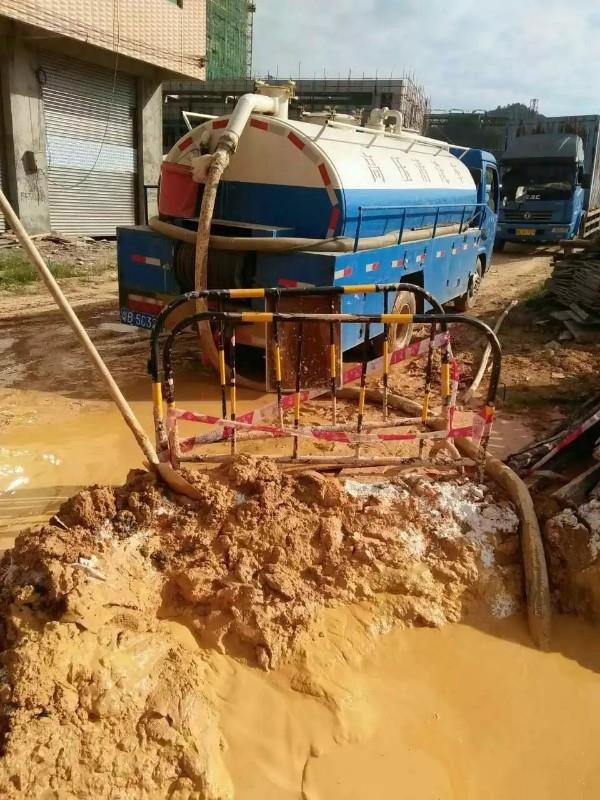 龙湾工地淤泥清淤